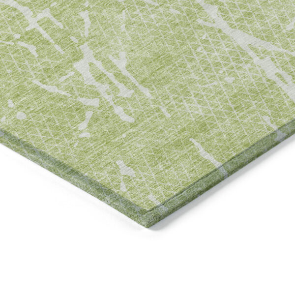8' Artichoke Green And Ivory Round Abstract Washable Indoor Outdoor Area Rug