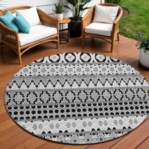8' Black Gray And Ivory Round Quatrefoil Washable Indoor Outdoor Area Rug